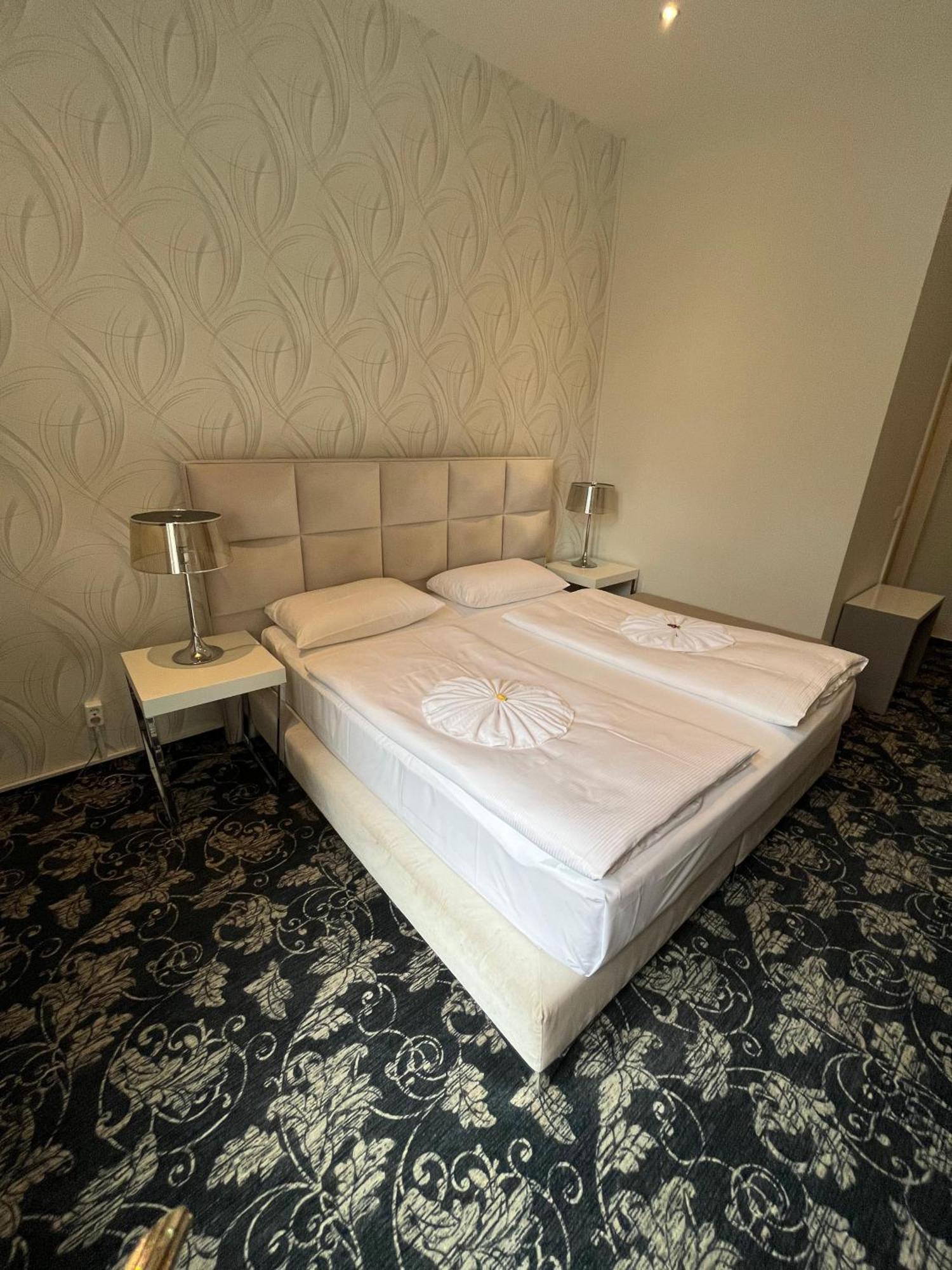 Hotel Gasteiner Hof Berlin Ngoại thất bức ảnh