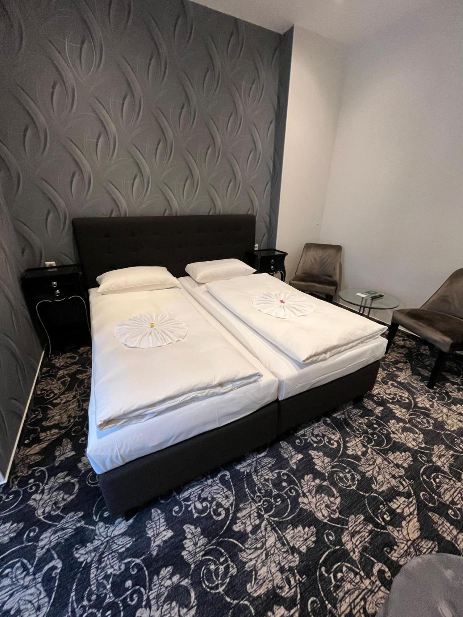 Hotel Gasteiner Hof Berlin Ngoại thất bức ảnh