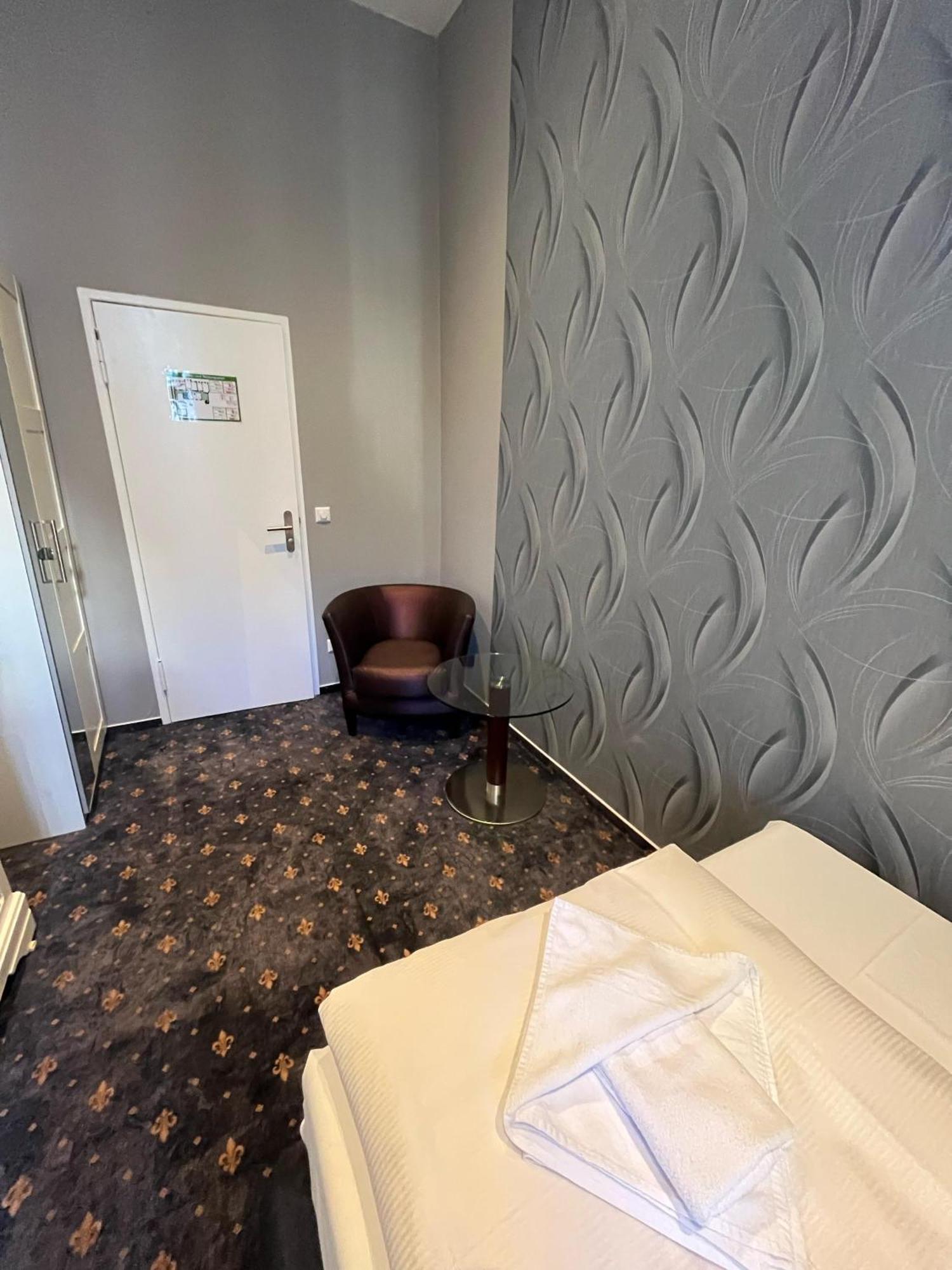 Hotel Gasteiner Hof Berlin Ngoại thất bức ảnh